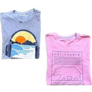 BUNDLE OF 2!! Old Navy, size small graphic men’s tees